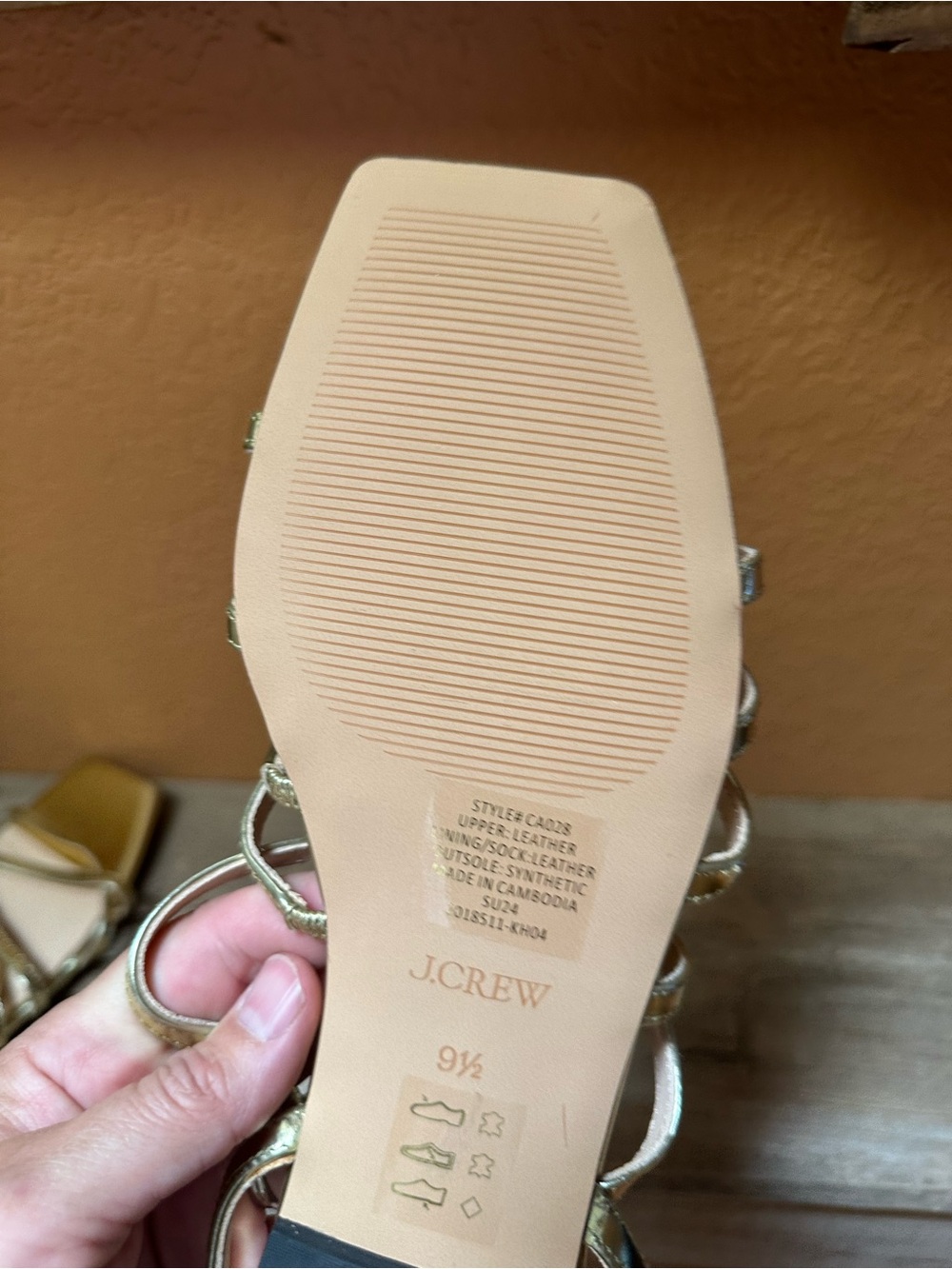 J.Crew New Cappy Strap Gold Sandals 9.5 NWOT - Picture 10 of 12